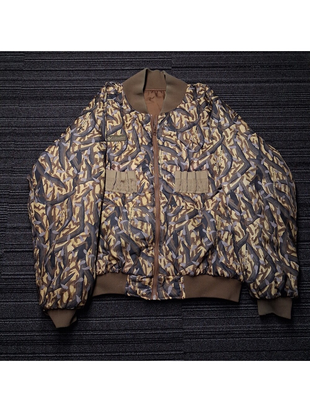 Vintage 1995 Columbia Mens Large Reversible Camo Hunting Bomber Jacket